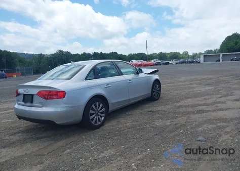 2009 Audi A4 2.0T Premium z USA, uszkodzony, nr VIN WAUSF78K79N045178
